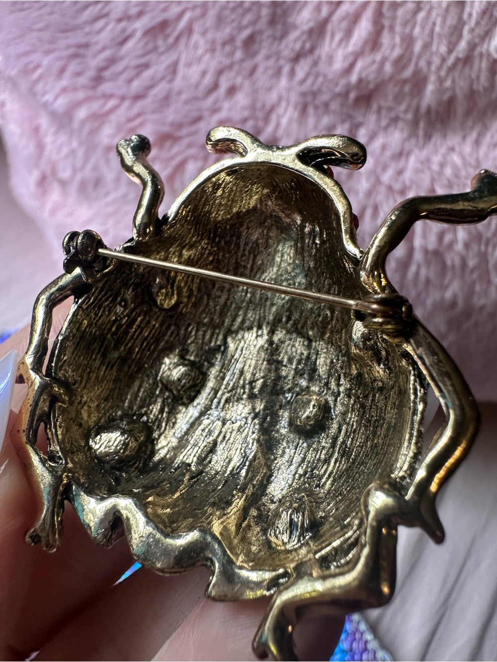 Gold Tone Iridescent Jeweled Beetle Brooch - Picture 4 of 17